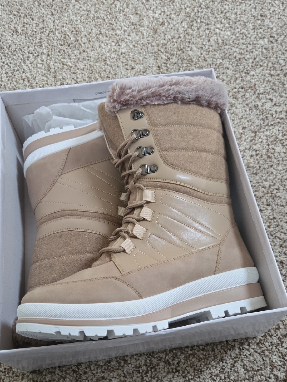 Women's Tan Winter Snow Boots with Faux Fur Trim